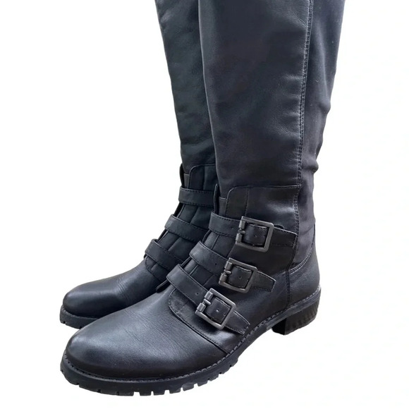 Black Vince Camuto black moto boots in great condition. Size 7.5 - Picture 2 of 14
